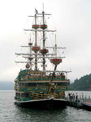 How to kill movie piracy: charge $1 for movies, and 50c for episodes